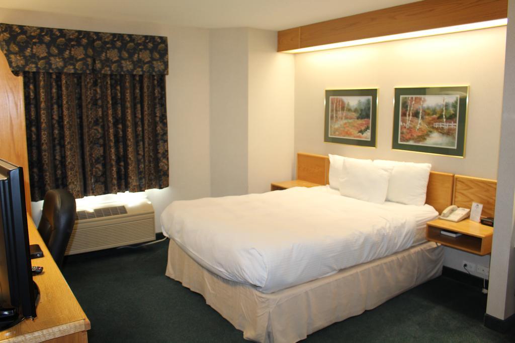 Canadas Best Value Inn Langley/Vancouver Bagian luar foto