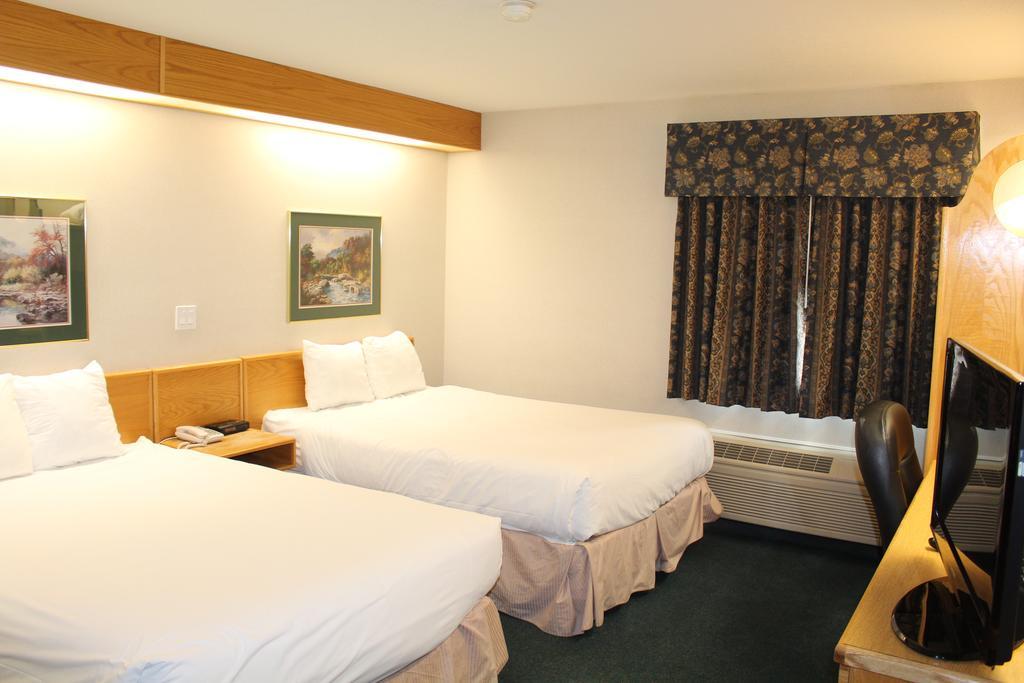 Canadas Best Value Inn Langley/Vancouver Bagian luar foto